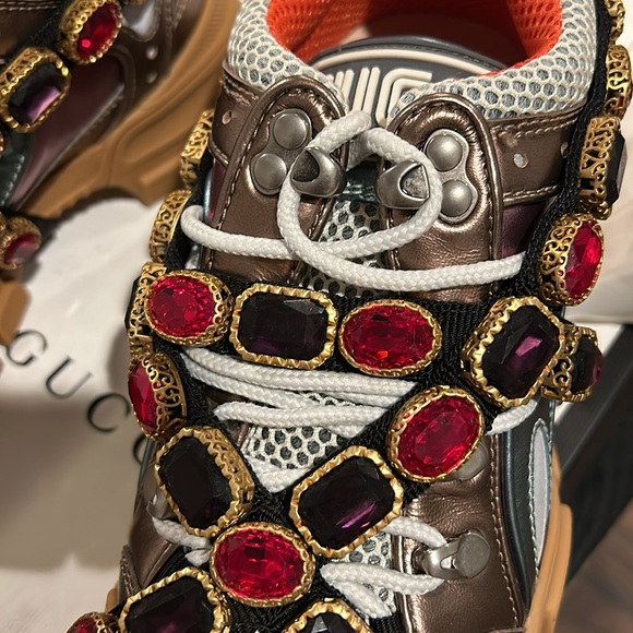 New authentic Gucci shoes - Picture 5 of 9